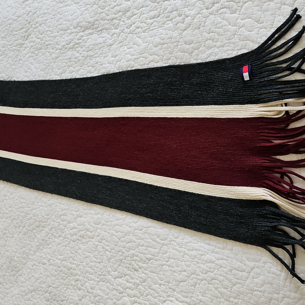 🧣HP🧣Vintage Tommy Hilfiger Men's Raschelle Scarf - Picture 7 of 9